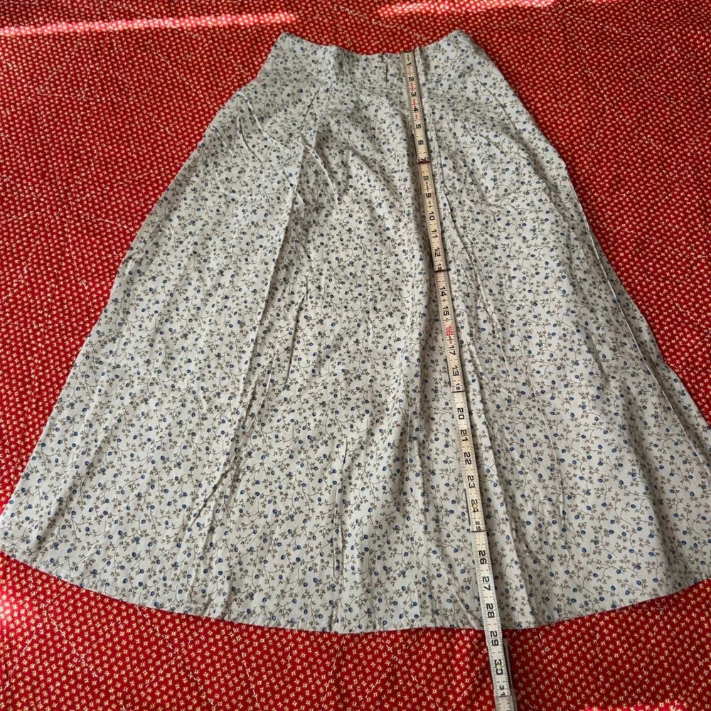 Vintage 70s Floral Midi Skirt Cream Blue Twee Coquette A-Line High Waist